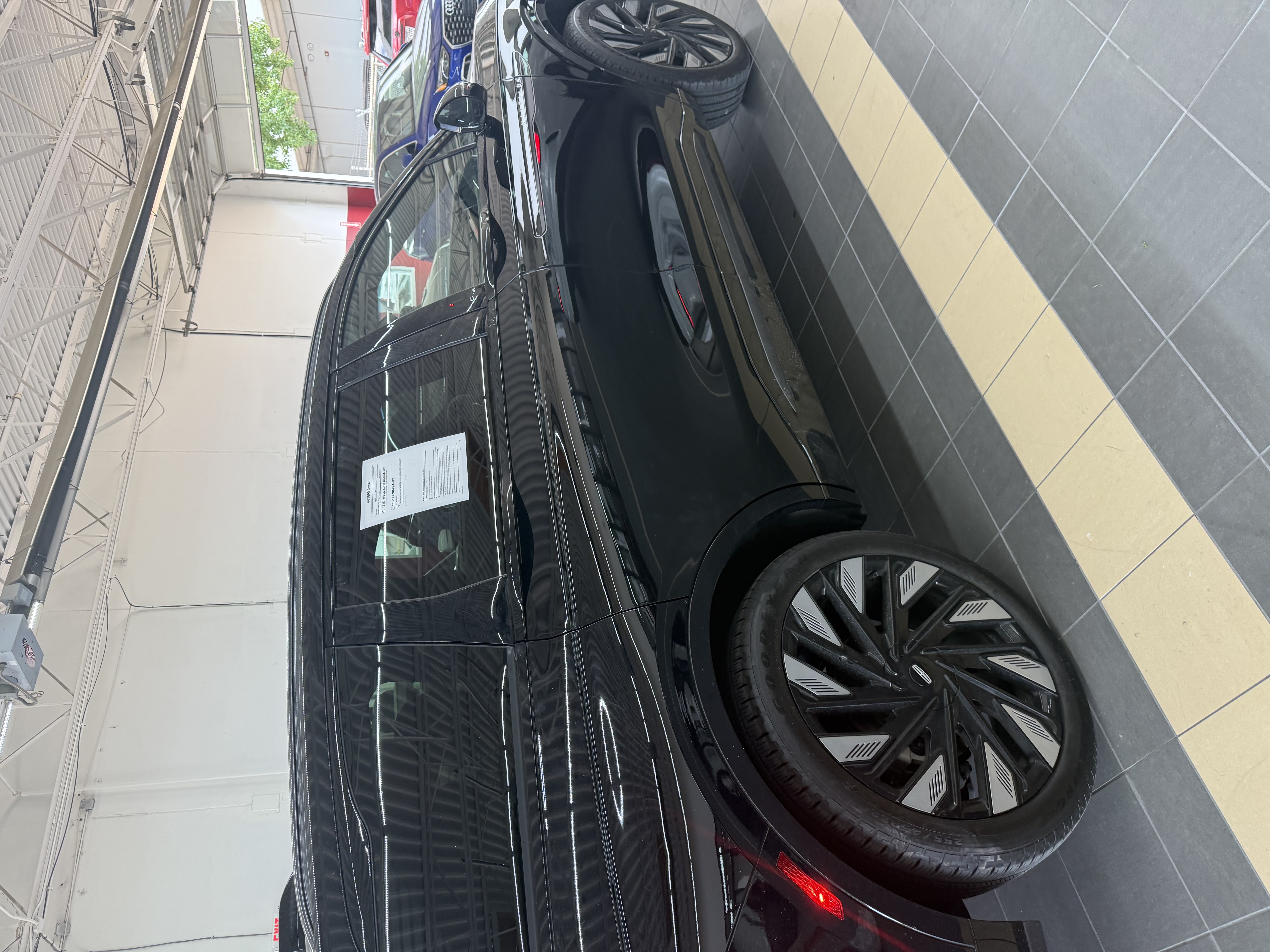 Lincoln Nautilus after collision repair, on the showroom floor